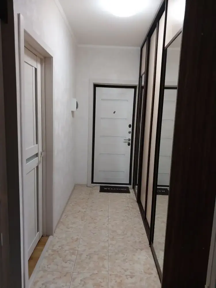 2-к. квартира 66 кв.м, 6/6