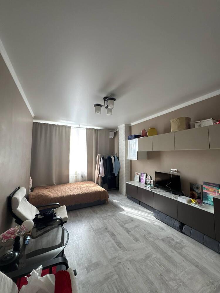 2-к. квартира 57 кв.м, 2/5