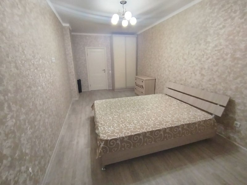 2-к. квартира 70 кв.м, 9/13