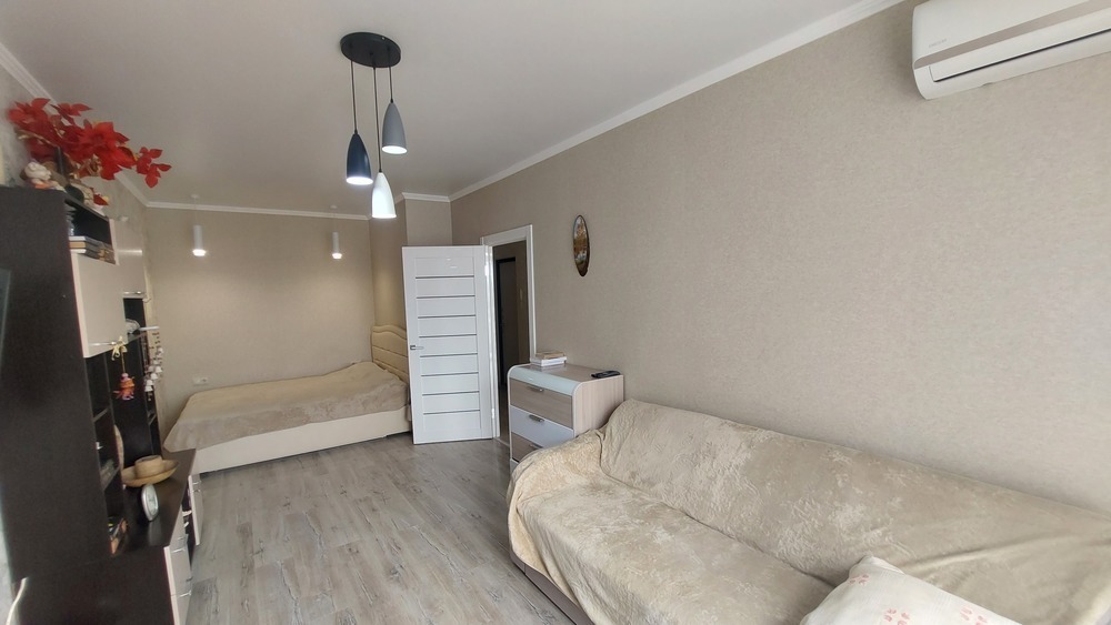 1-к. квартира 43 кв.м, 7/8
