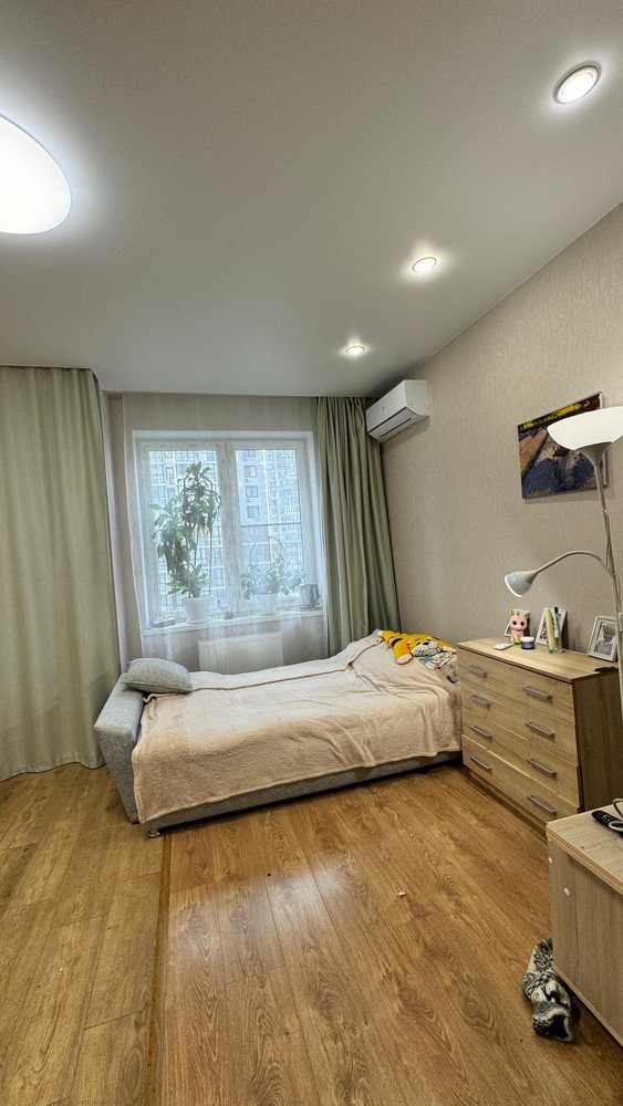Студия 32 кв.м, 4/20
