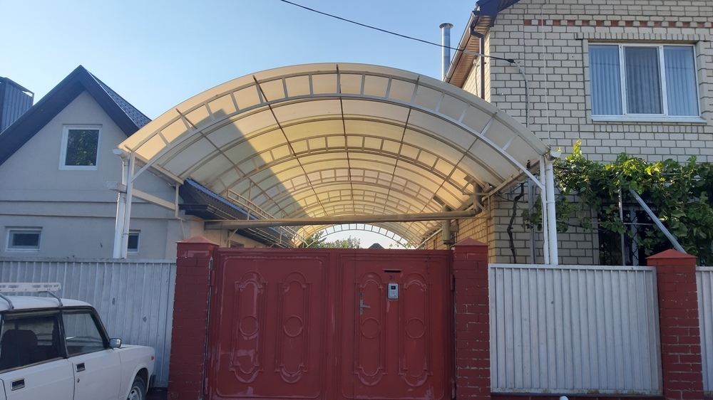 Дом 194.9 кв.м на участке 7 сот