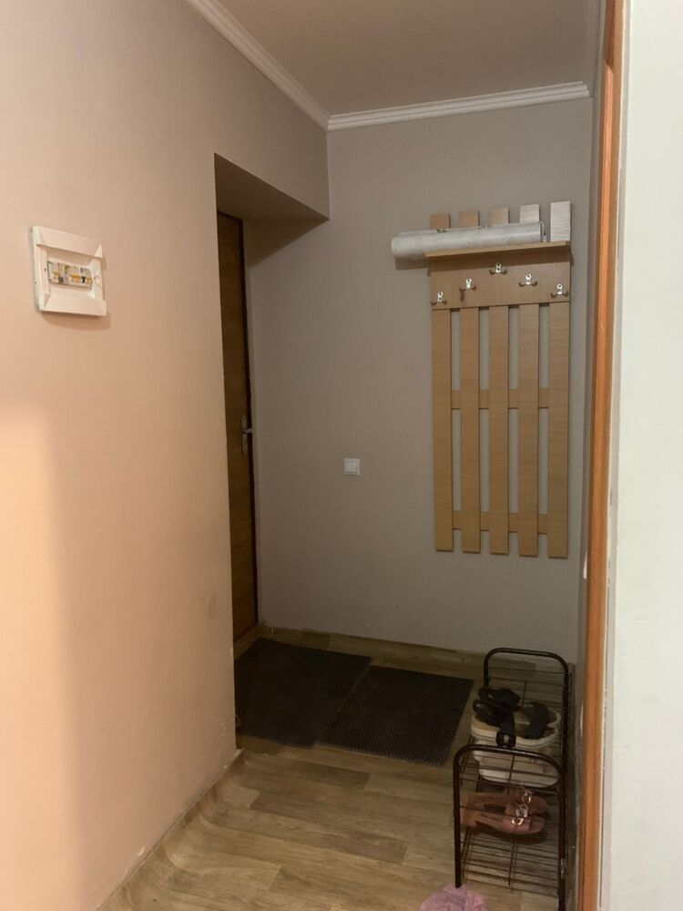 2-к. квартира 54 кв.м, 1/5