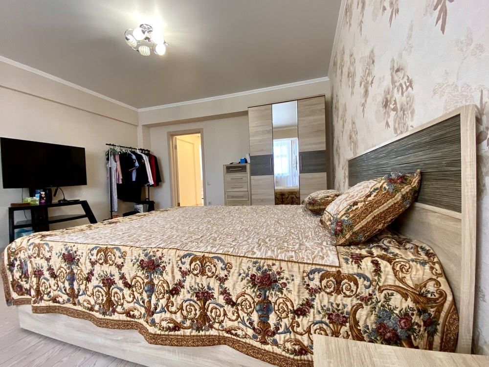 2-к. квартира 112.4 кв.м, 5/9