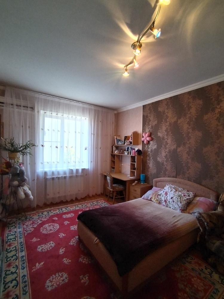 Дом 462 кв.м на участке 10 сот