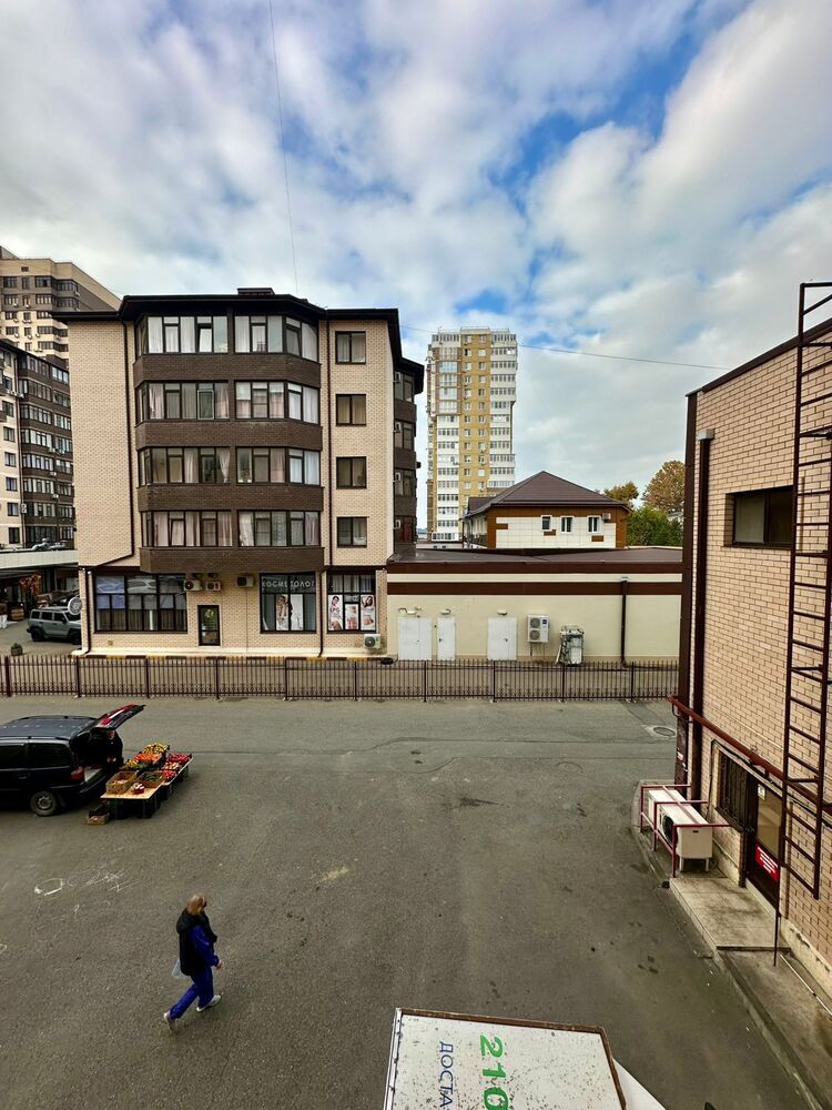 2-к. квартира 54 кв.м, 2/9
