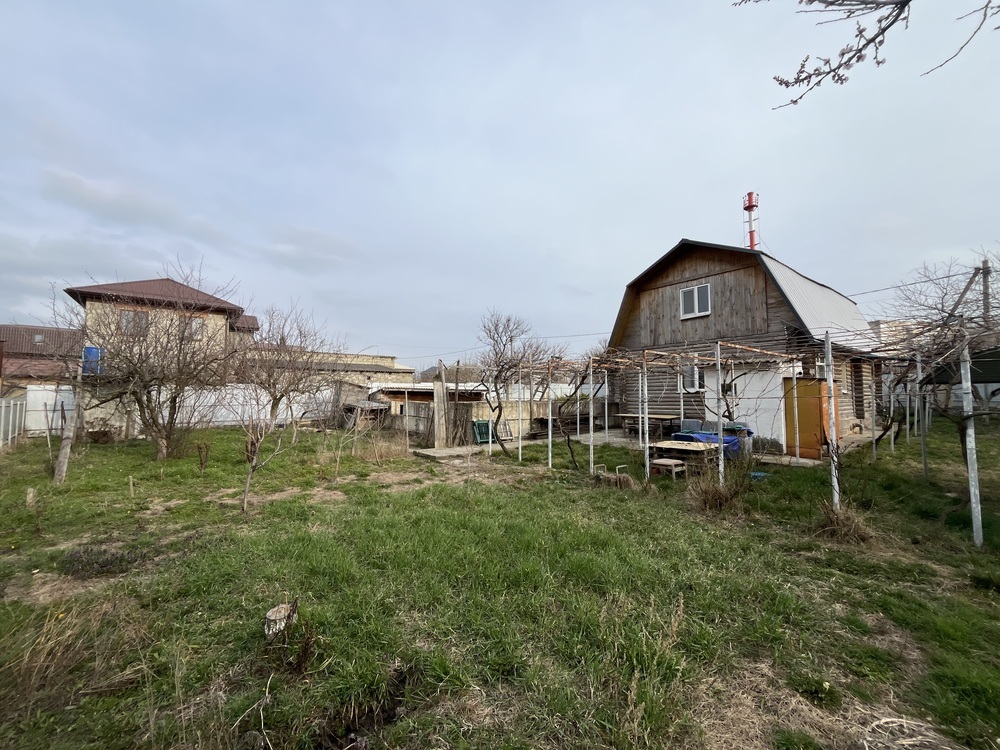 Дом 100 кв.м на участке 8 сот