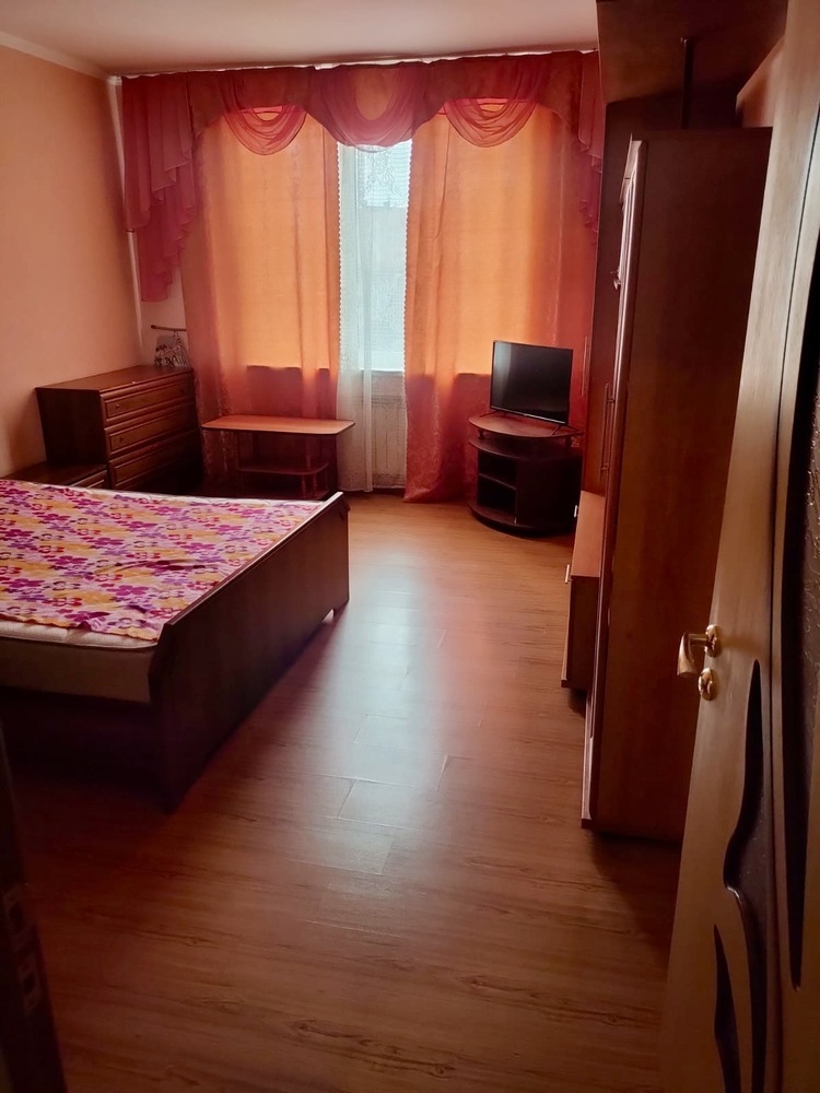 2-к. квартира 76.3 кв.м, 5/10