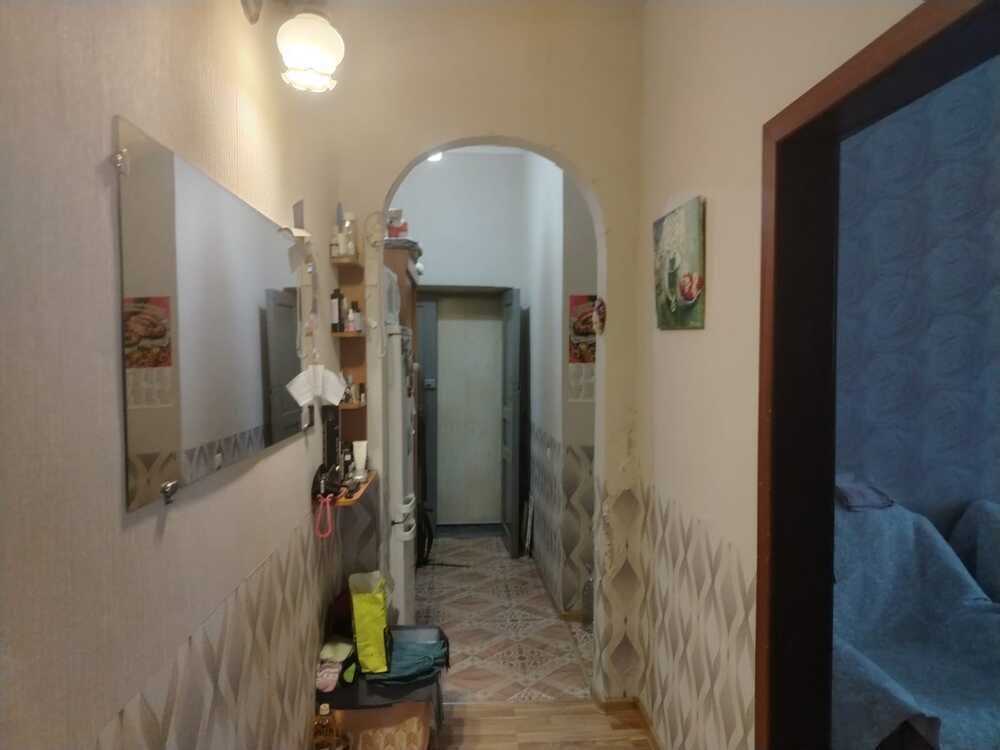 2-к. квартира 60 кв.м, 1/4