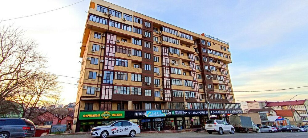 2-к. квартира 54 кв.м, 3/9