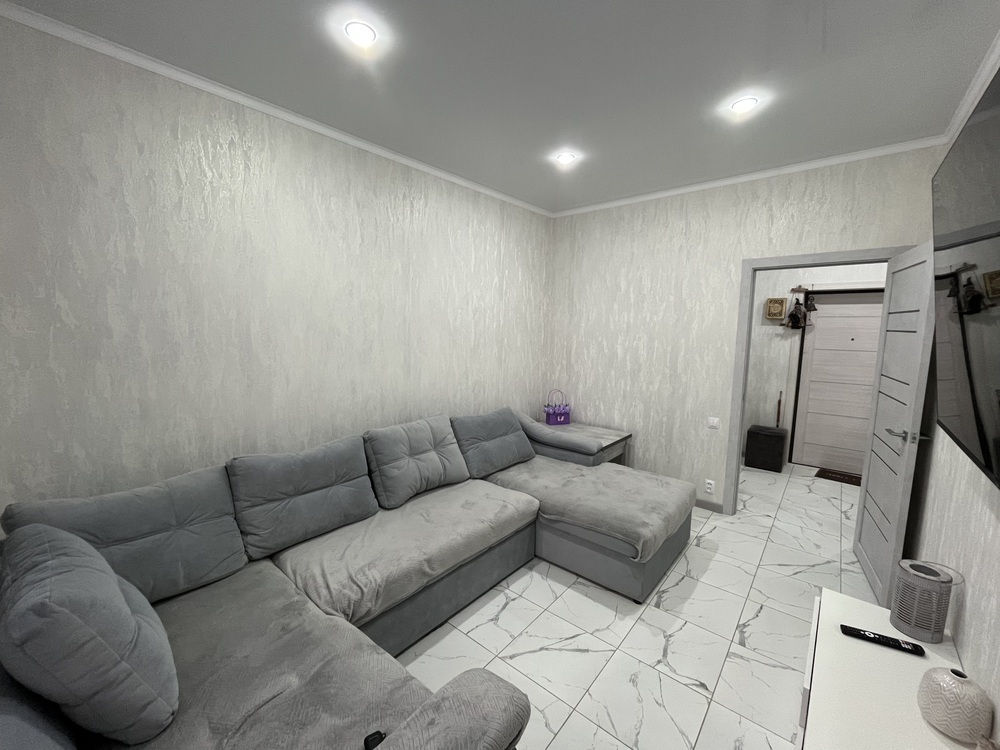1-к. квартира 40 кв.м, 1/3