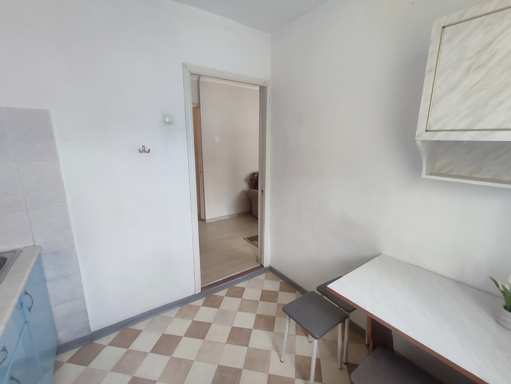 2-к. квартира 45 кв.м, 2/4