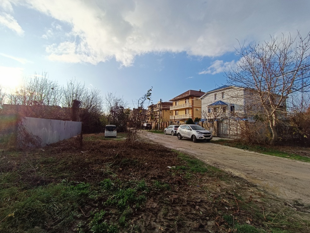 Участок 11 сот. (ИЖС)