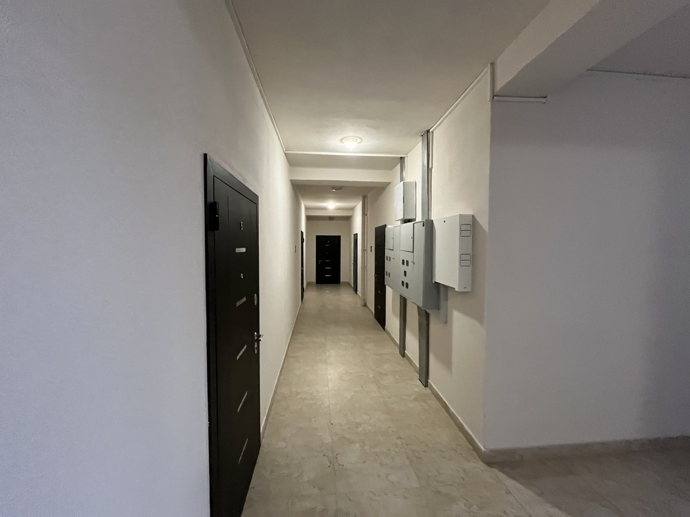 1-к. квартира 40 кв.м, 1/3