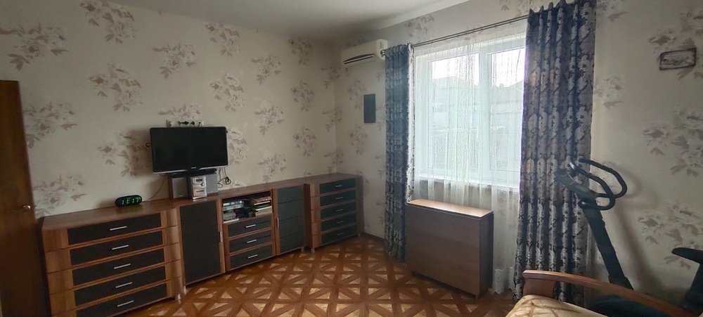 Дом 95.3 кв.м на участке 3 сот