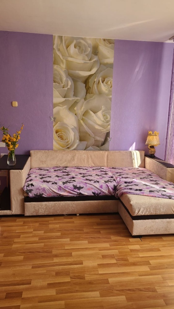 1-к. квартира 50.7 кв.м, 2/10