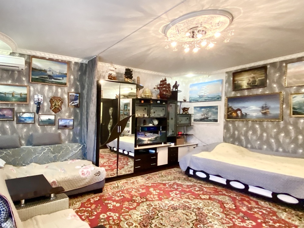 1-к. квартира 44.8 кв.м, 2/5