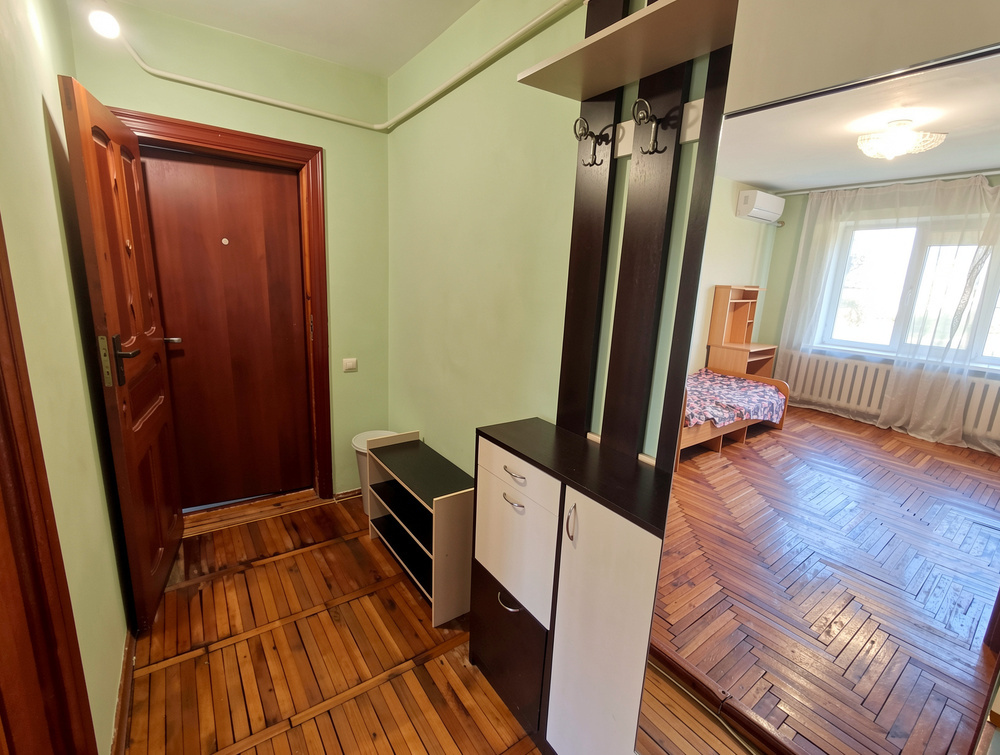 2-к. квартира 57 кв.м, 1/5