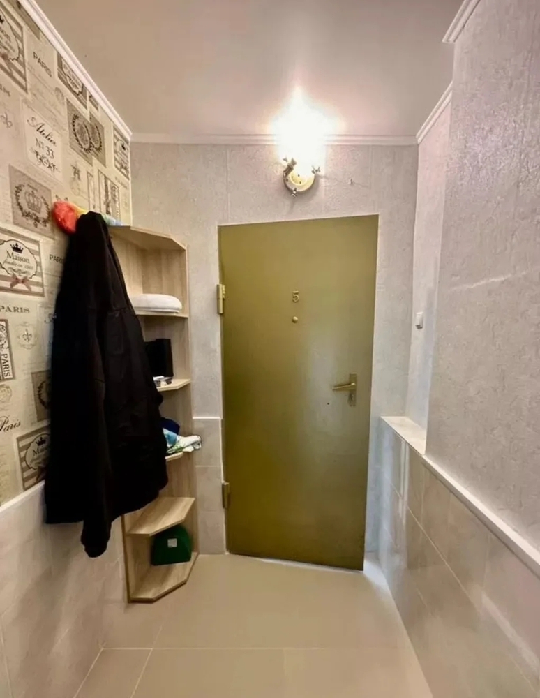 3-к. квартира 59 кв.м, 1/2
