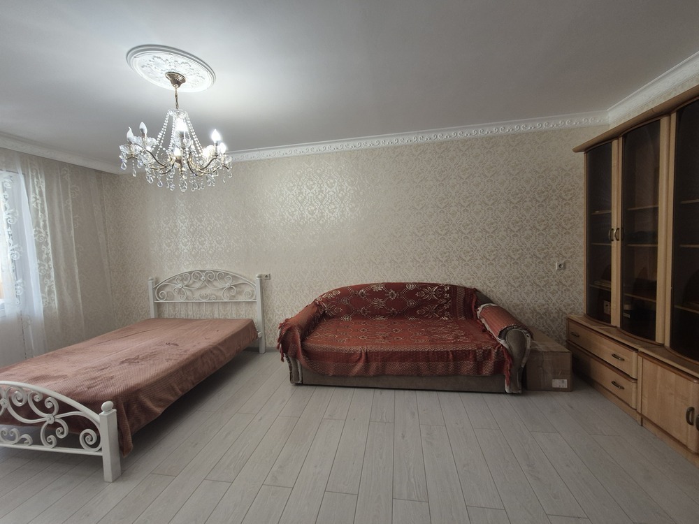 1-к. квартира 54.1 кв.м, 2/10