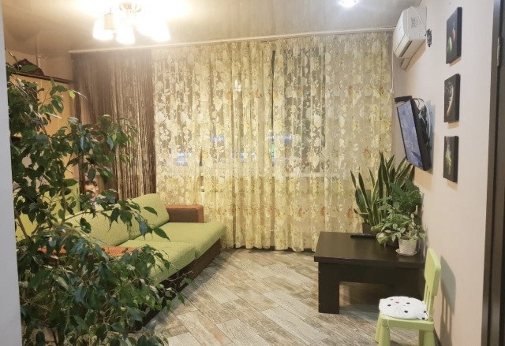 3-к. квартира 79 кв.м, 3/9