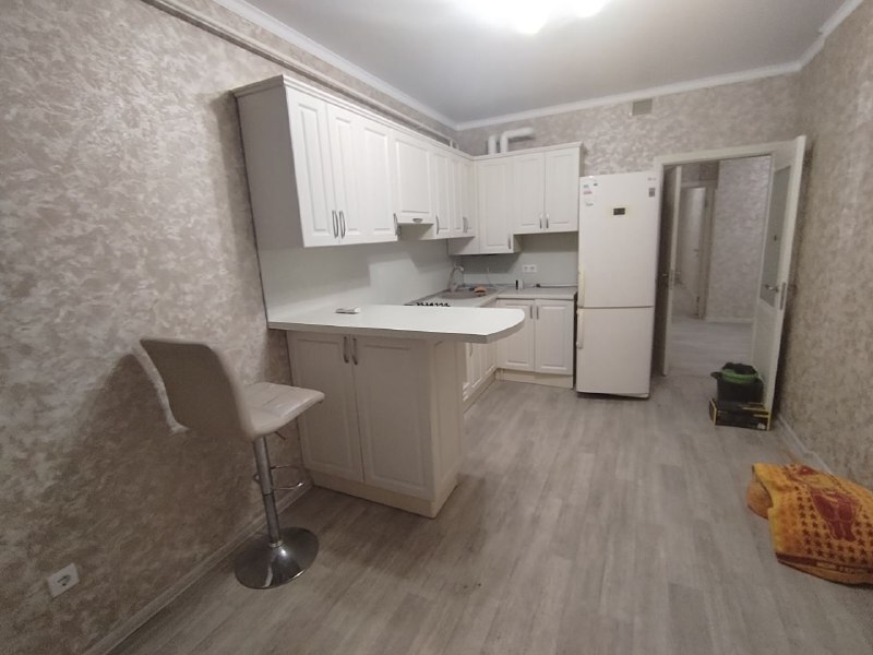 2-к. квартира 70 кв.м, 9/13