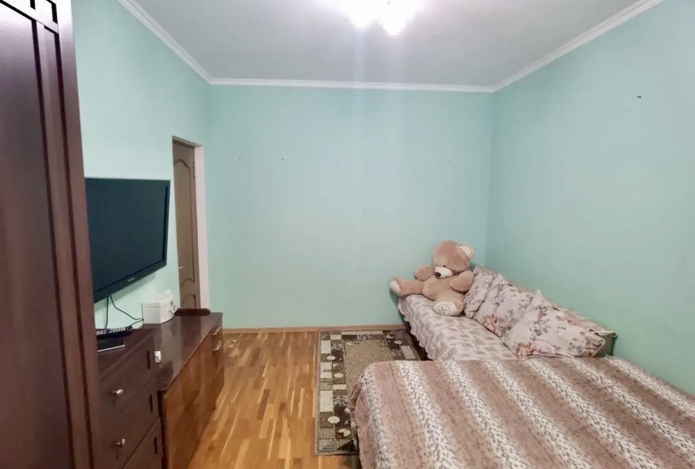 3-к. квартира 93 кв.м, 2/6