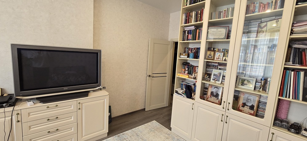 2-к. квартира 63 кв.м, 13/15