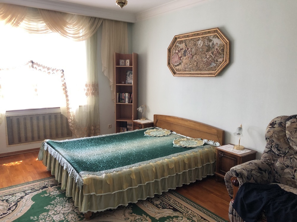 Дом 318 кв.м на участке 6 сот