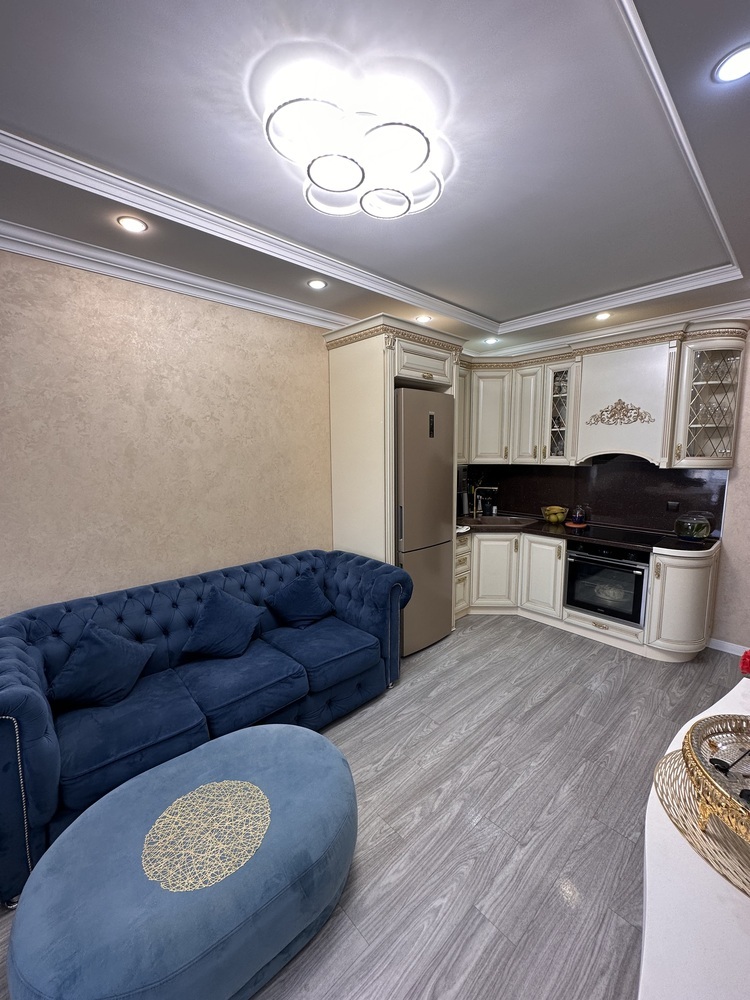 2-к. квартира 44 кв.м, 16/20