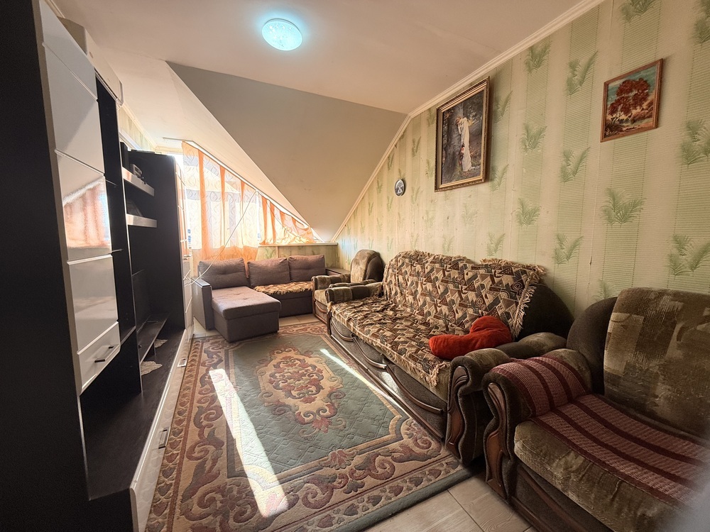 1-к. квартира 42 кв.м, 4/4
