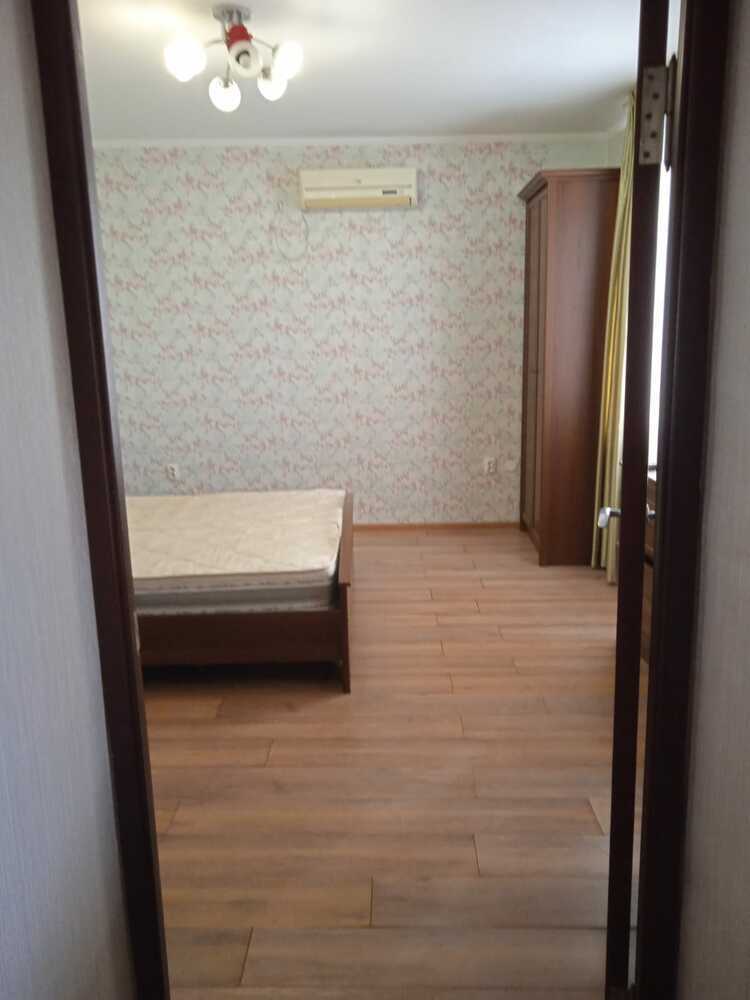 2-к. квартира 70.1 кв.м, 2/6