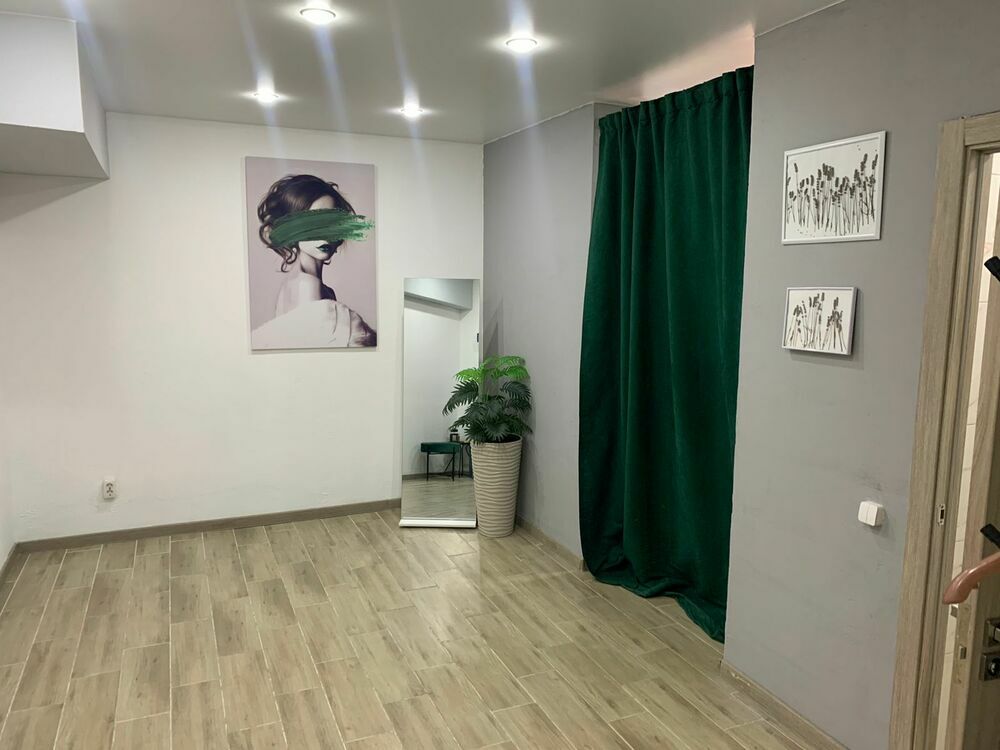 1-к. квартира 28 кв.м, цоколь/16