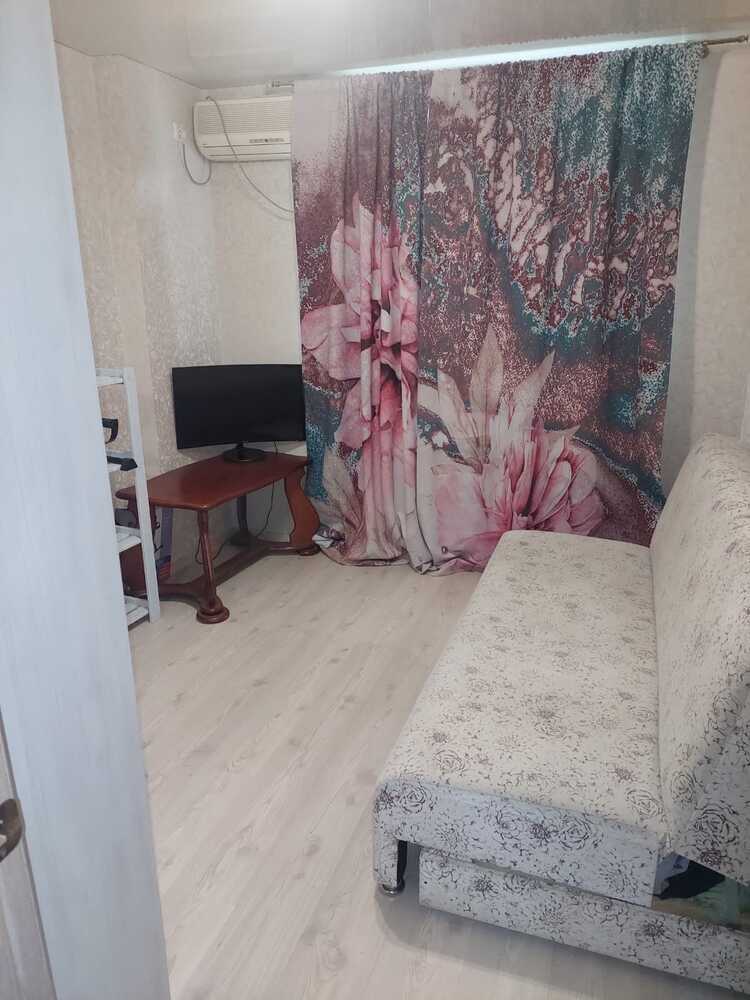 4-к. квартира 80.1 кв.м, 1/5