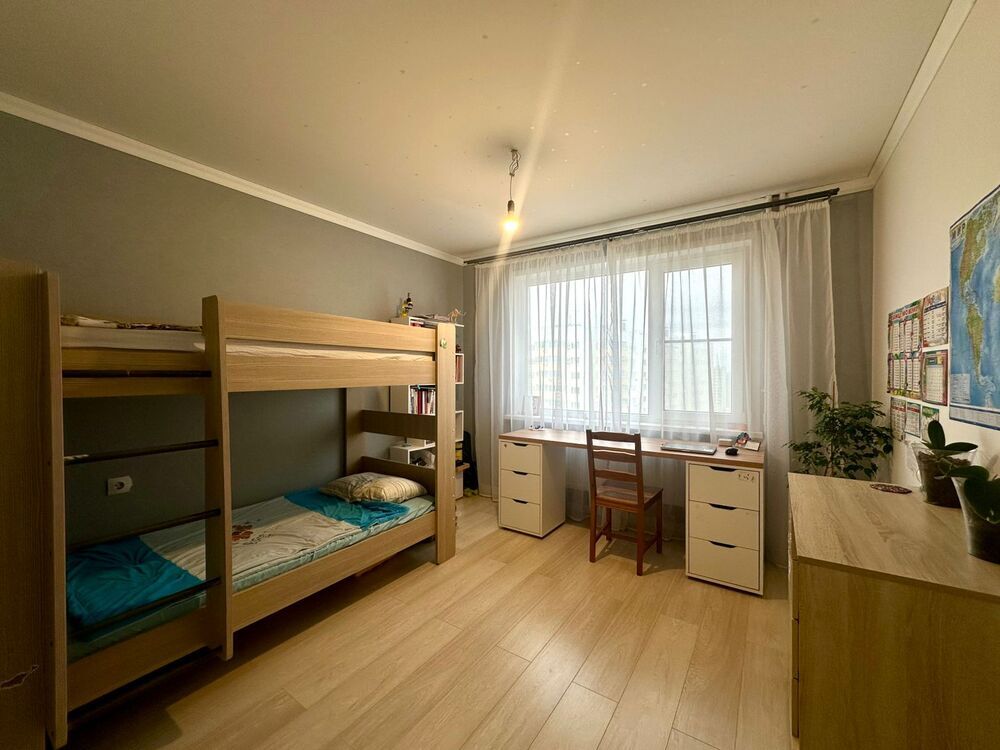 2-к. квартира 64 кв.м, 14/16