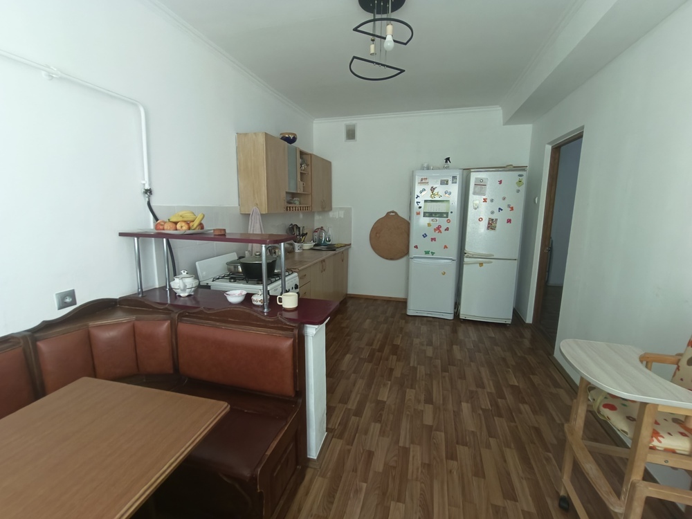 4-к. квартира 111.8 кв.м, 1/7