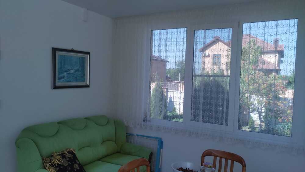 Дом 135.7 кв.м на участке 10 сот