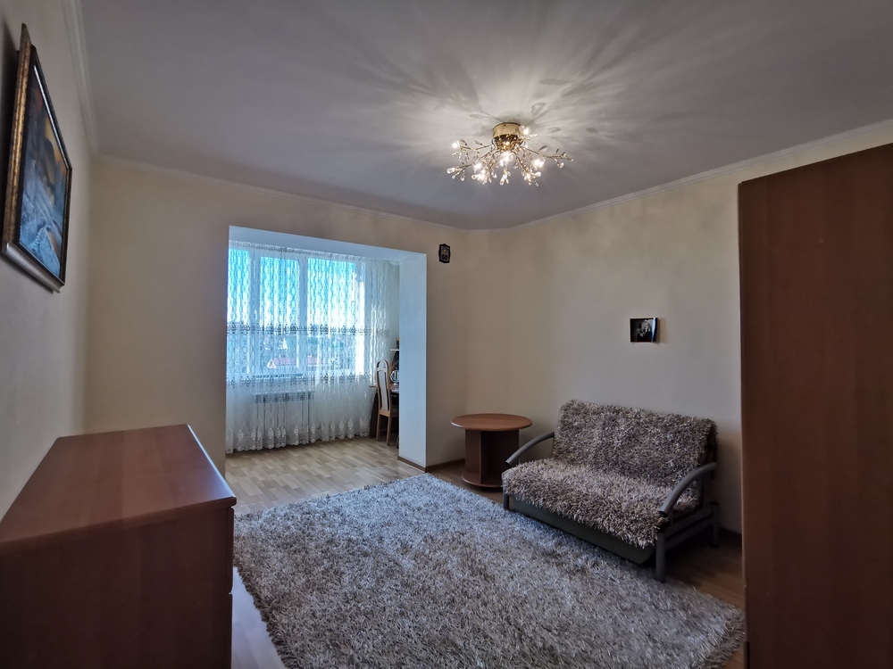 2-к. квартира 122 кв.м, 4/7
