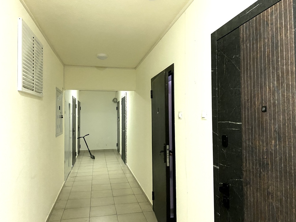1-к. квартира 40.7 кв.м, 1/16