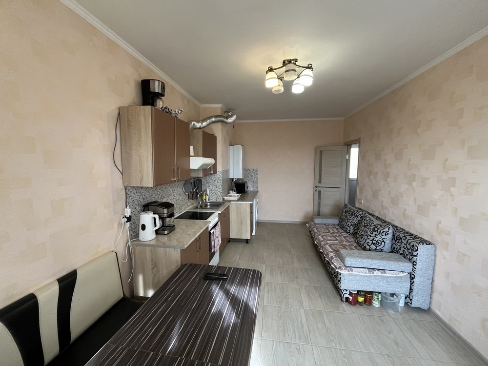 2-к. квартира 73 кв.м, 4/4