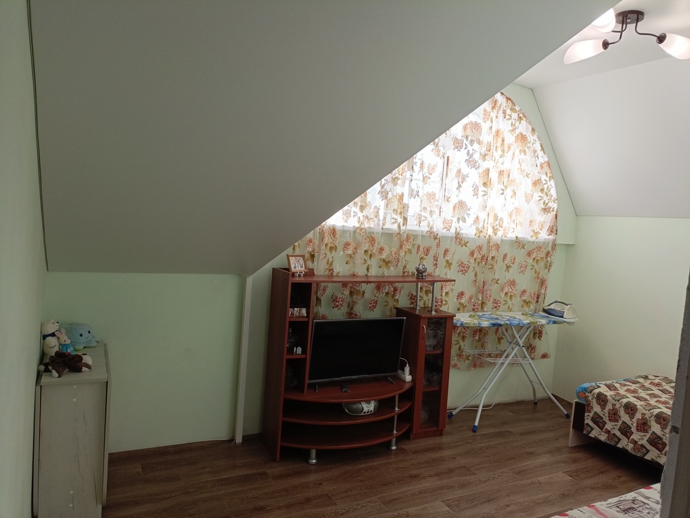 2-к. квартира 41.7 кв.м, 4/4
