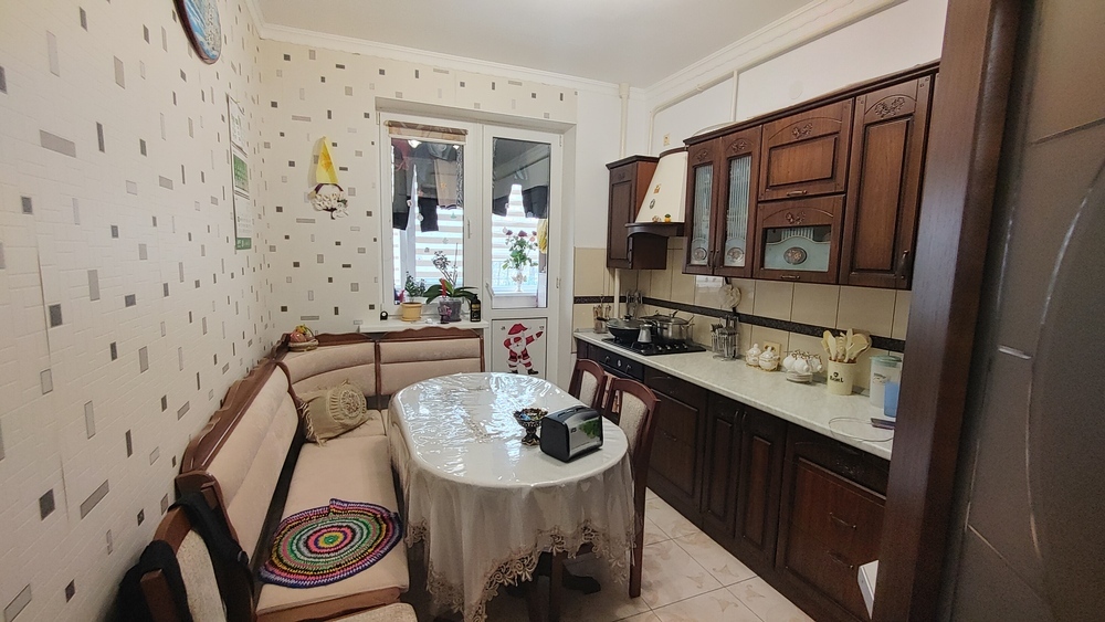 2-к. квартира 43 кв.м, 3/5