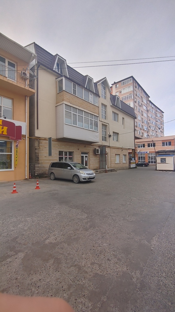 2-к. квартира 84 кв.м, 4/4