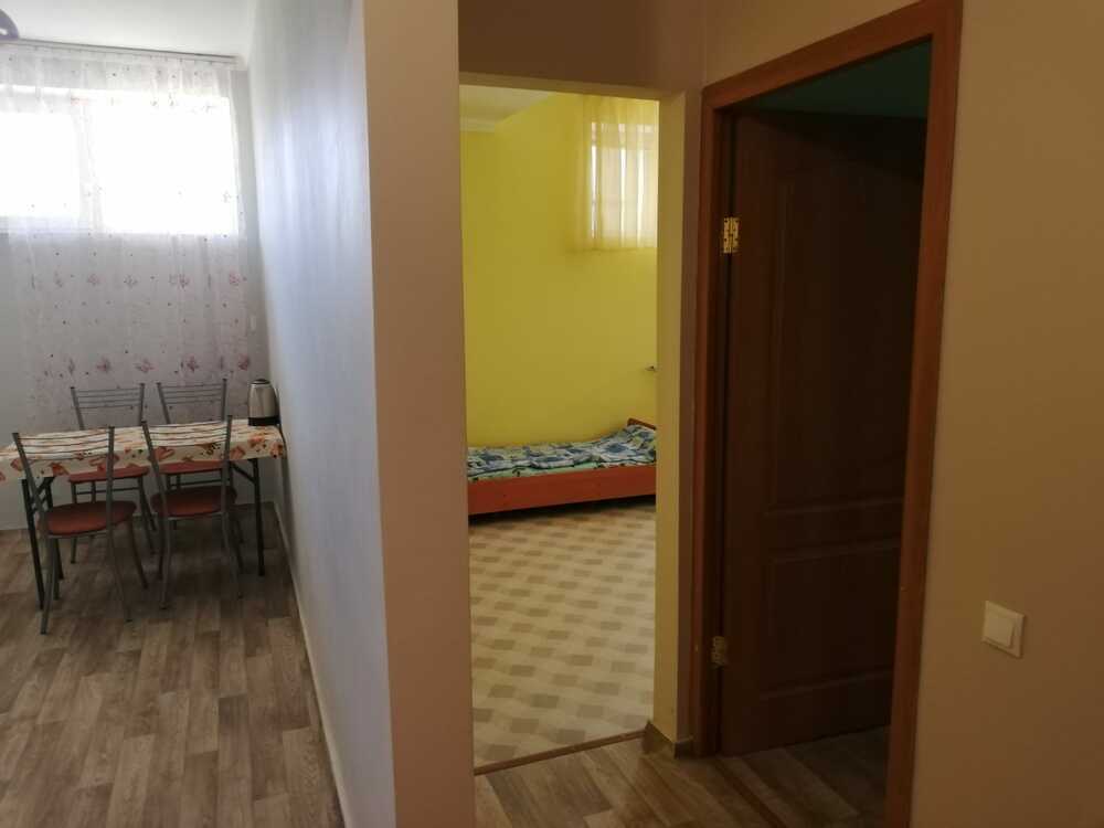 2-к. квартира 54 кв.м, 1/5
