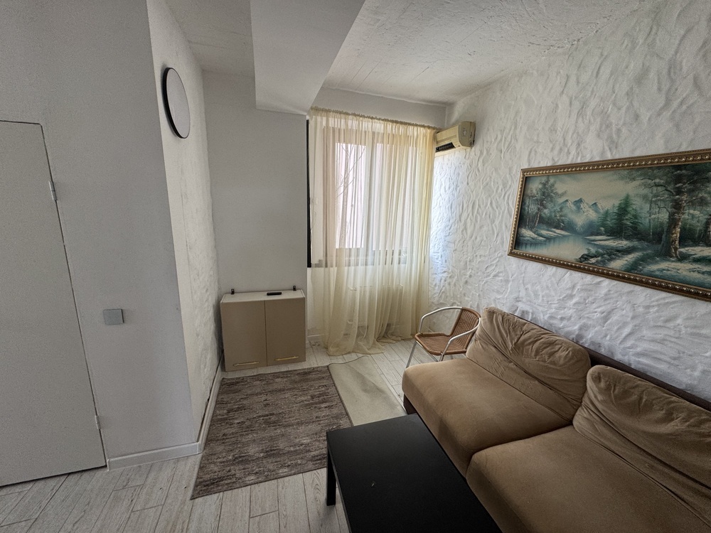 1-к. квартира 27 кв.м, 2/4