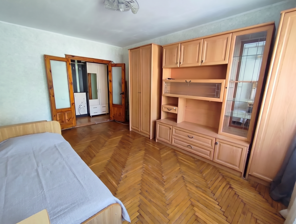 2-к. квартира 57 кв.м, 1/5
