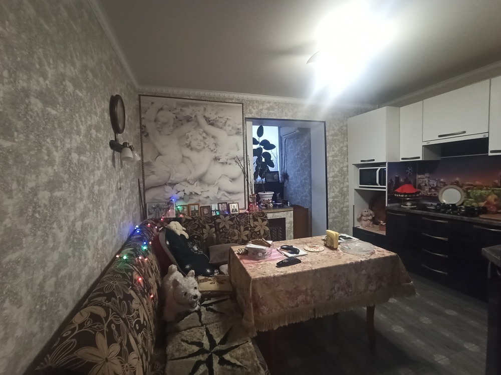 3-к. квартира 79.3 кв.м, 3/9