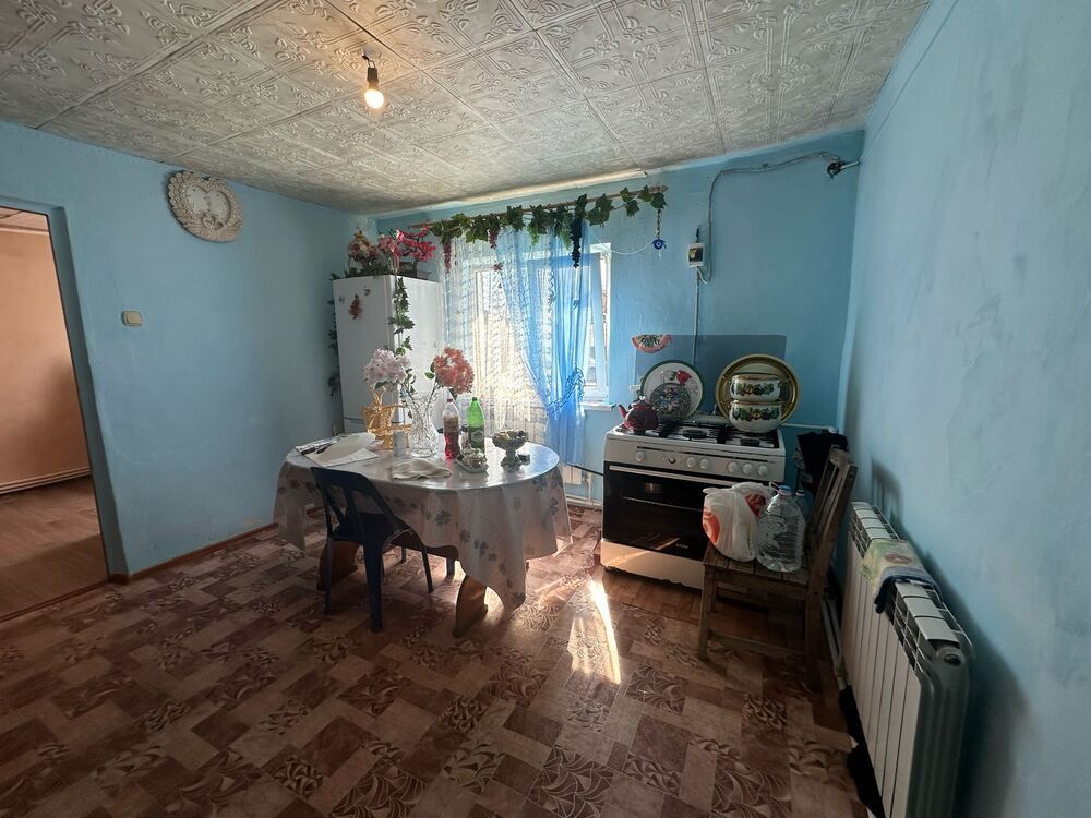 3-к. квартира 44 кв.м, 1/2