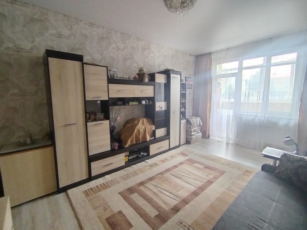 1-к. квартира 47 кв.м, 1/3
