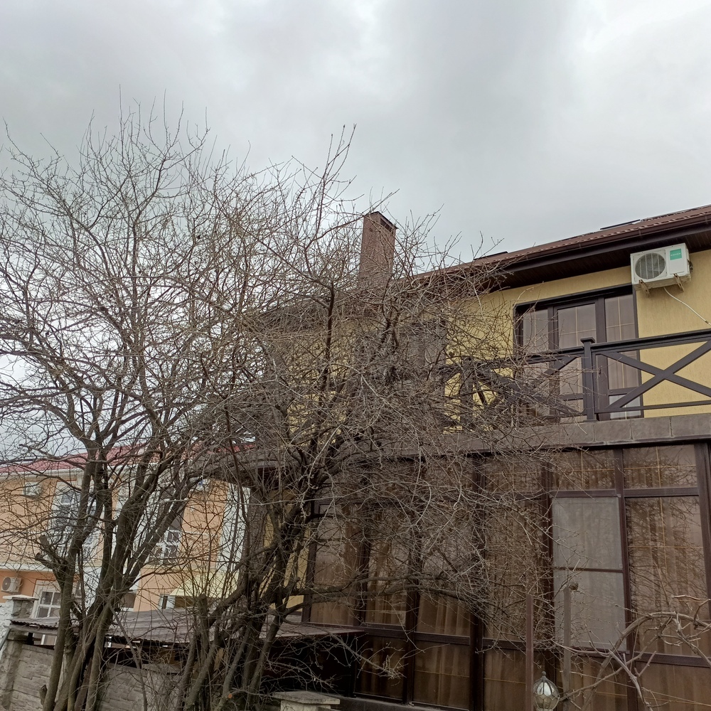Дом 364 кв.м на участке 8.8 сот